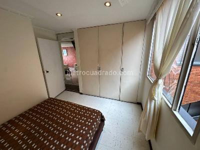 Apartamento de 3 alcobas en venta en Cedro Salazar, Bogotá, 74 m² · foto 9 de 20