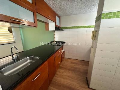 Apartamento en arriendo en Hayuelos, Bogotá · foto 9 de 20