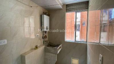 Apartamento en arriendo en Los Alpes, Bogotá · foto 7 de 20