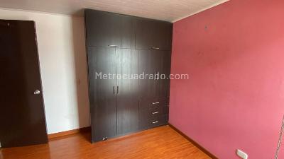 Apartamento en arriendo en Los Alpes, Bogotá · foto 8 de 20