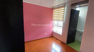 Apartamento en arriendo en Los Alpes, Bogotá · foto 9 de 20