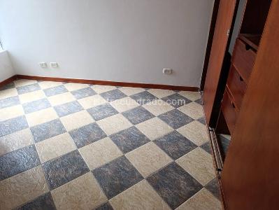 Apartamento en arriendo en San Antonio Noroccidental, Bogotá · foto 9 de 19