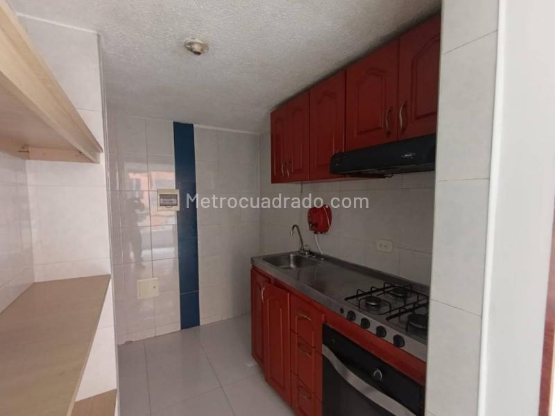 Piso – Soacha, Ciudad Verde, Comuna La Despensa - Más