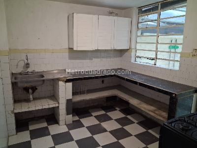 Apartamento de 4 alcobas en arriendo en Santa Fe, Bogotá, 150 m² · foto 14 de 19