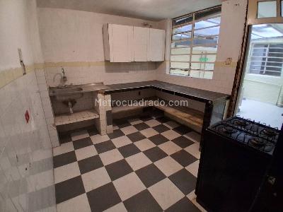 Apartamento de 4 alcobas en arriendo en Santa Fe, Bogotá, 150 m² · foto 15 de 19