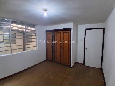 Apartamento de 4 alcobas en arriendo en Santa Fe, Bogotá, 150 m² · foto 3 de 19