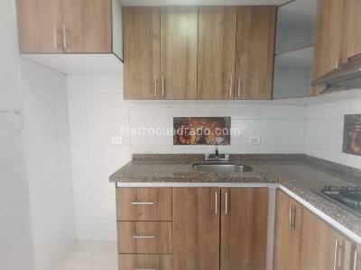 Apartamento en arriendo en Gran Granada, Bogotá · foto 7 de 20
