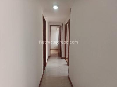 Apartamento en arriendo en Gran Granada, Bogotá · foto 9 de 20