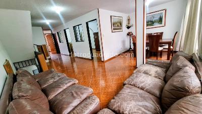 Casa de 5 alcobas en venta en Casa Blanca I Etapa, Bogotá, 290 m² · foto 7 de 20