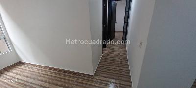 Apartamento en arriendo en El Refugio Fontibon San Pablo, Bogotá · foto 8 de 20