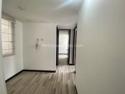 Apartamento de 3 alcobas en venta en Tintala, Bogotá, 69 m² · foto 9 de 19