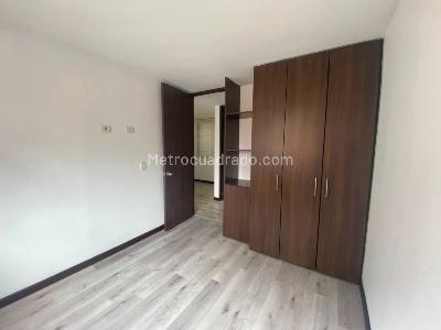 Apartamento de 3 alcobas en venta en Tintala, Bogotá, 69 m² · foto 13 de 19