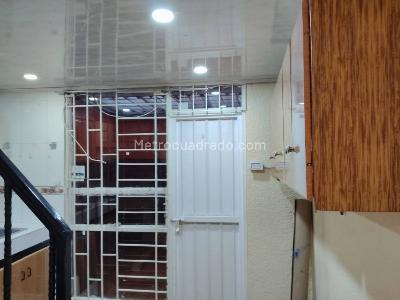Casa de 3 alcobas en venta en Casa Linda, Bogotá, 70 m² · foto 4 de 19