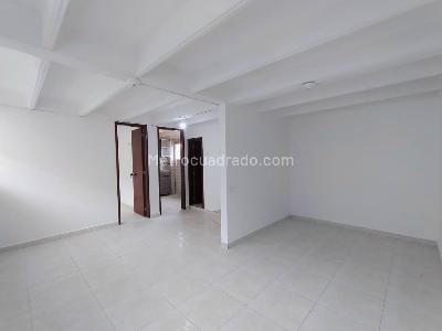 Apartamento de 4 alcobas en arriendo en Bochica Ii, Bogotá, 80 m² · foto 2 de 20