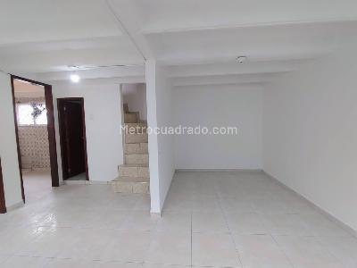 Apartamento de 4 alcobas en arriendo en Bochica Ii, Bogotá, 80 m² · foto 3 de 20