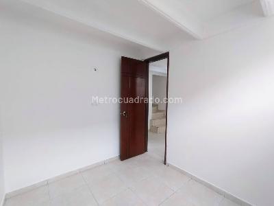 Apartamento de 4 alcobas en arriendo en Bochica Ii, Bogotá, 80 m² · foto 8 de 20