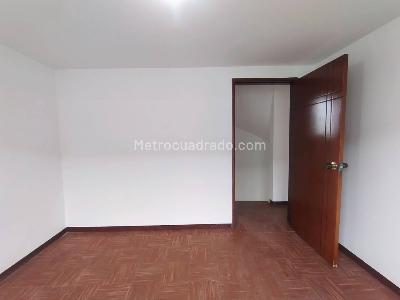 Apartamento de 4 alcobas en arriendo en Bochica Ii, Bogotá, 80 m² · foto 11 de 20