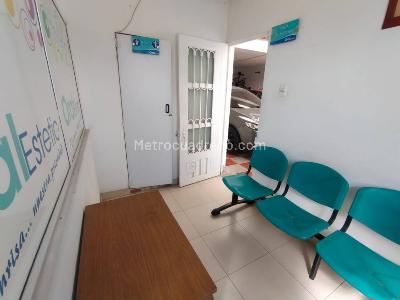 Casa de 5 alcobas en venta en Mandalay I Sector, Bogotá, 207 m² · foto 6 de 20