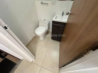 Apartamento de 1 alcoba en arriendo en Mariscal Sucre, Bogotá, 40 m² · foto 14 de 20
