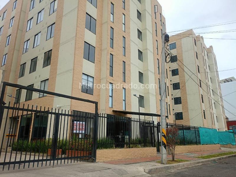 Apartamento en Arriendo, San Fernando, Bogotá D.C.