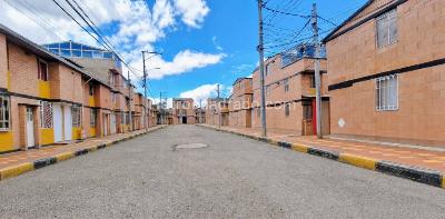 Casa de 2 alcobas en venta en Bosa, Bogotá, 32 m² · foto 2 de 20