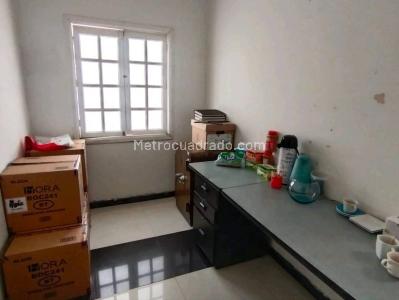 Casa de 5 alcobas en venta en La Magdalena, Bogotá, 379 m² · foto 5 de 20
