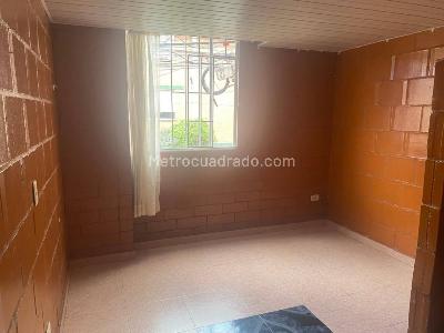 Casa de 2 alcobas en venta en Pinos De Lombardia, Bogotá, 42 m² · foto 10 de 20