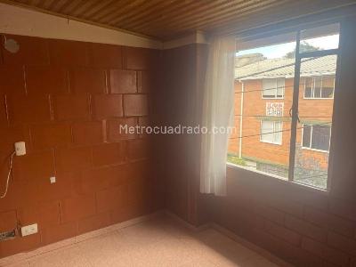 Casa de 2 alcobas en venta en Pinos De Lombardia, Bogotá, 42 m² · foto 18 de 20