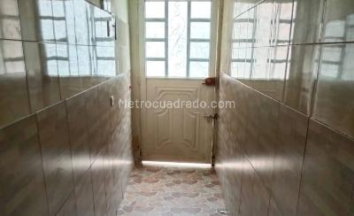 Casa de 5 alcobas en venta en Mexico, Bogotá, 147 m² · foto 2 de 20