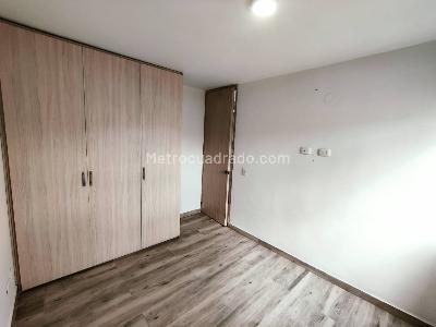 Apartaestudio en arriendo en Capellania, Bogotá, 38 m² · foto 18 de 19