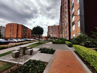 Apartaestudio en arriendo en Capellania, Bogotá, 38 m² · foto 3 de 19