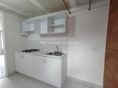 Apartamento en arriendo en Britalia, Bogotá · foto 15 de 19