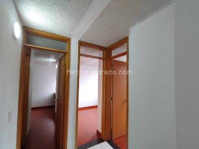 Apartamento en arriendo en Britalia, Bogotá · foto 5 de 19
