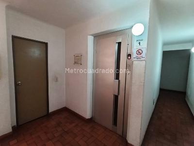 Apartaestudio en arriendo en Maria Cristina, Bogotá, 46 m² · foto 9 de 20
