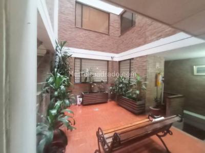 Apartaestudio en venta en La Macarena, Bogotá, 30 m² · foto 7 de 20