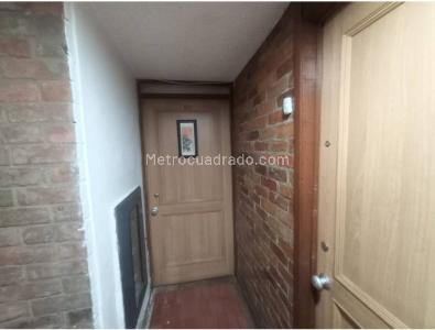 Apartaestudio en venta en La Macarena, Bogotá, 30 m² · foto 8 de 20