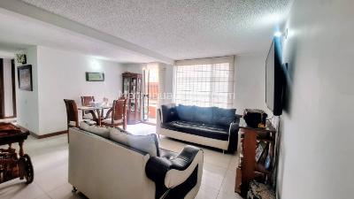 Apartamento de 3 alcobas en venta en Hayuelos, Bogotá, 78 m² · foto 2 de 20