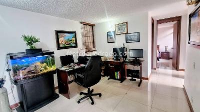Apartamento de 3 alcobas en venta en Hayuelos, Bogotá, 78 m² · foto 8 de 20