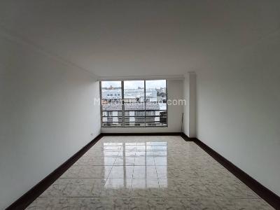 Apartamento de 3 alcobas en venta en San Jose Del Prado, Bogotá, 87 m² · foto 4 de 20