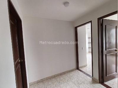 Apartamento de 3 alcobas en venta en San Jose Del Prado, Bogotá, 87 m² · foto 8 de 20