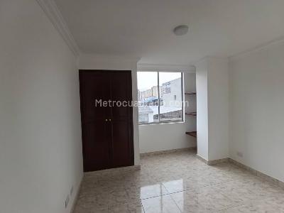 Apartamento de 3 alcobas en venta en San Jose Del Prado, Bogotá, 87 m² · foto 13 de 20