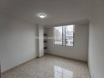 Apartamento de 3 alcobas en venta en San Jose Del Prado, Bogotá, 87 m² · foto 14 de 20