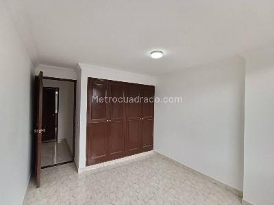 Apartamento de 3 alcobas en venta en San Jose Del Prado, Bogotá, 87 m² · foto 15 de 20