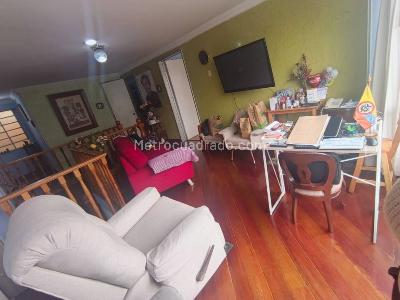 Casa en venta en San Luis, Bogotá · foto 5 de 20