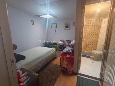 Casa en venta en San Luis, Bogotá · foto 9 de 20