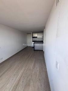 Apartamento de 3 alcobas en venta en Fontibon, Bogotá, 43 m² · foto 2 de 20