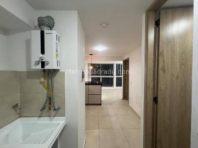 Apartaestudio en arriendo en La Felicidad, Bogotá, 33 m² · foto 3 de 20