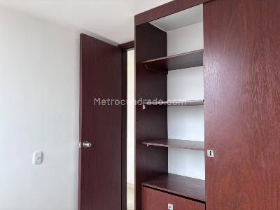 Apartamento de 2 alcobas en venta en Los Naranjos, Bogotá, 38 m² · foto 14 de 20