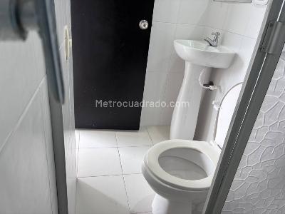 Apartamento de 2 alcobas en venta en Los Naranjos, Bogotá, 38 m² · foto 17 de 20