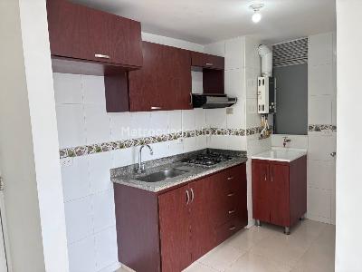 Apartamento de 2 alcobas en venta en Los Naranjos, Bogotá, 38 m² · foto 3 de 20
